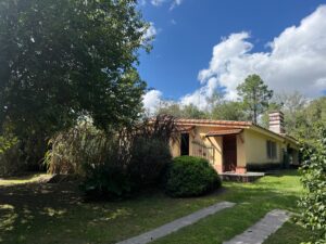 Casa en La Bolsa – Barrio El Descanso – Con escritura – A metros del Rio