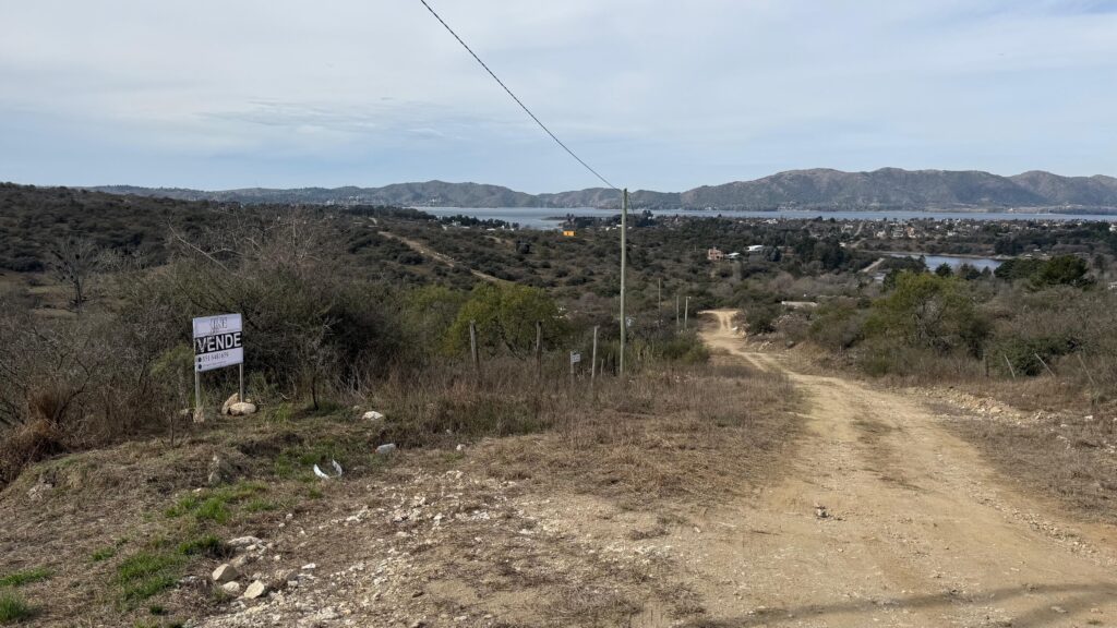 Terreno en Los Espinillos – Potrero de Garay – Con Escritura